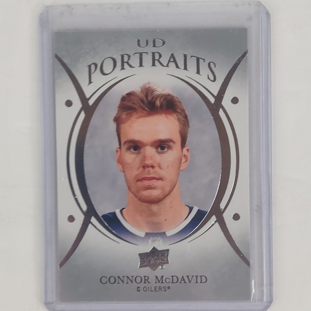 Connor McDavid UD Portraits P-23 Hockey Card Edmonton Oilers 2018/19